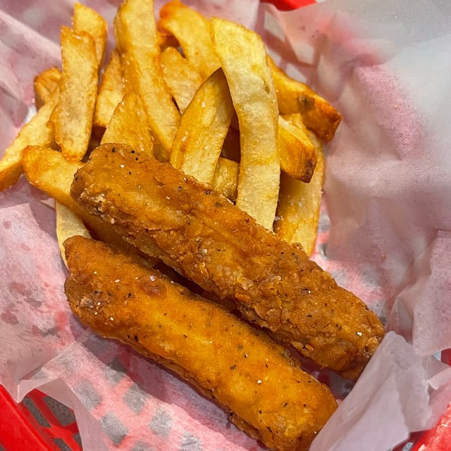 Fish Nuggets & Chips.